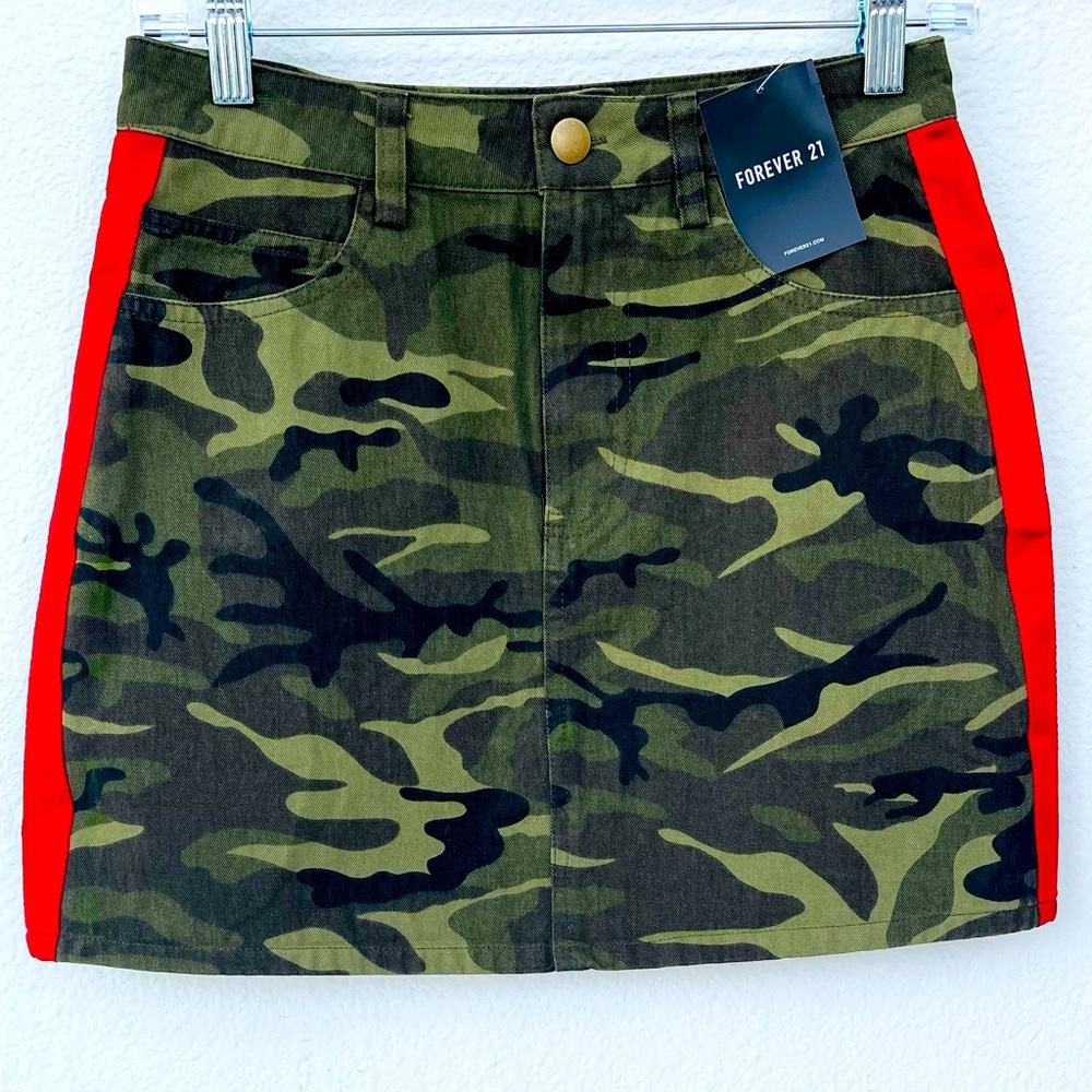 NWT! Forever 21 Camouflage Denim Jean Skirt Red Tuxedo Striping Size Small